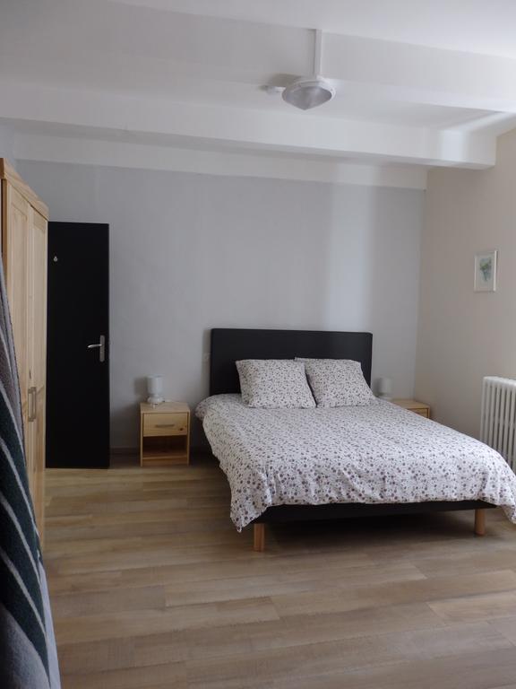 Le Merlanson Chambres D'Hotes Bez-et-Esparon المظهر الخارجي الصورة